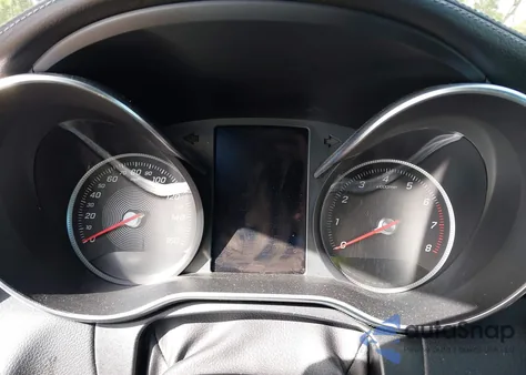 2015 Mercedes-Benz C 300 Sport из США, поврежденный, VIN 55SWF4JB1FU053105